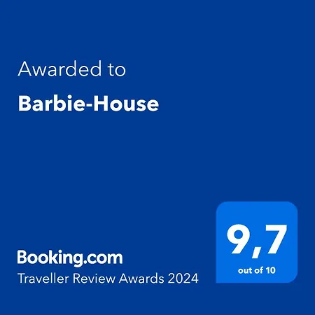 Barbie-house 別荘 カランバカ